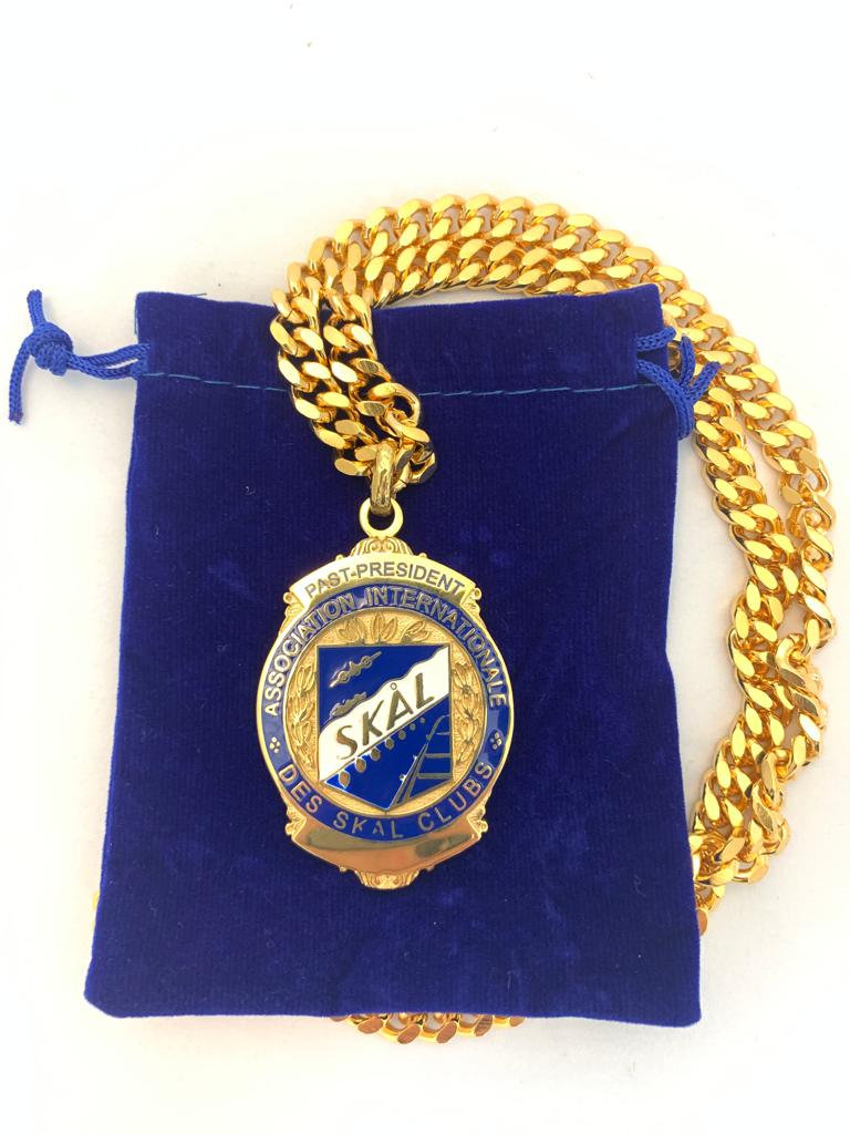 CHAIN CLUB PAST PRESIDENT